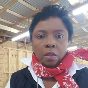 Meet your Posher, Evelyn